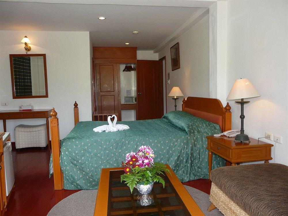 Orchid Hotel And Spa Kalim Bay Patong Buitenkant foto